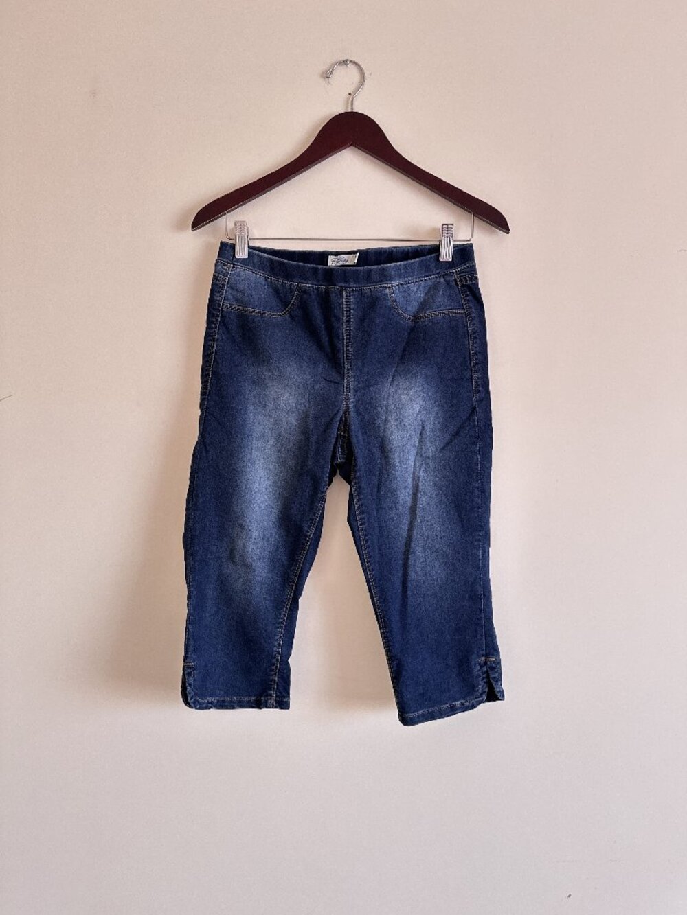 Pull-On Capri Mid-Rise Jeans